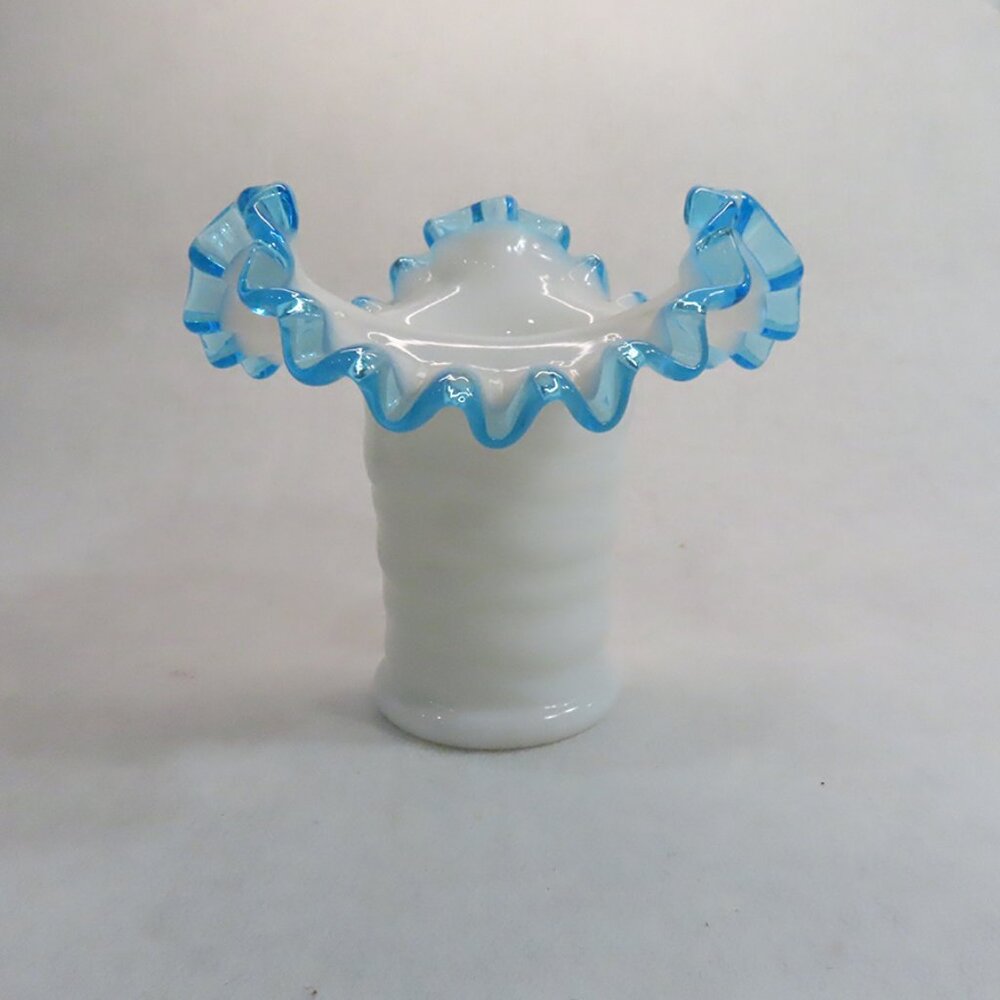 Vintage Fenton Aqua Crest Milk Glass 5" Vase